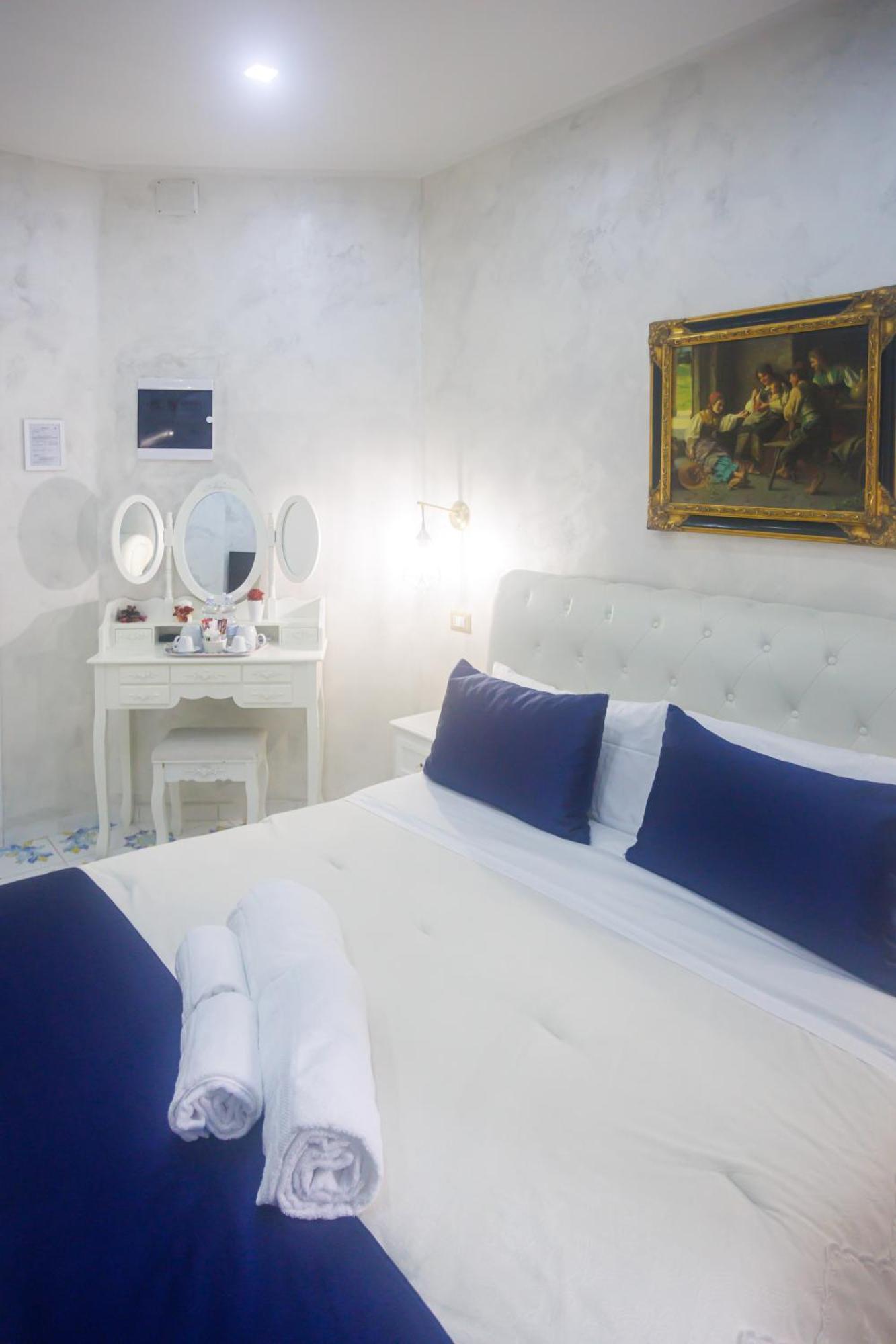 Alma Adry Bed & Breakfast Наполи Екстериор снимка